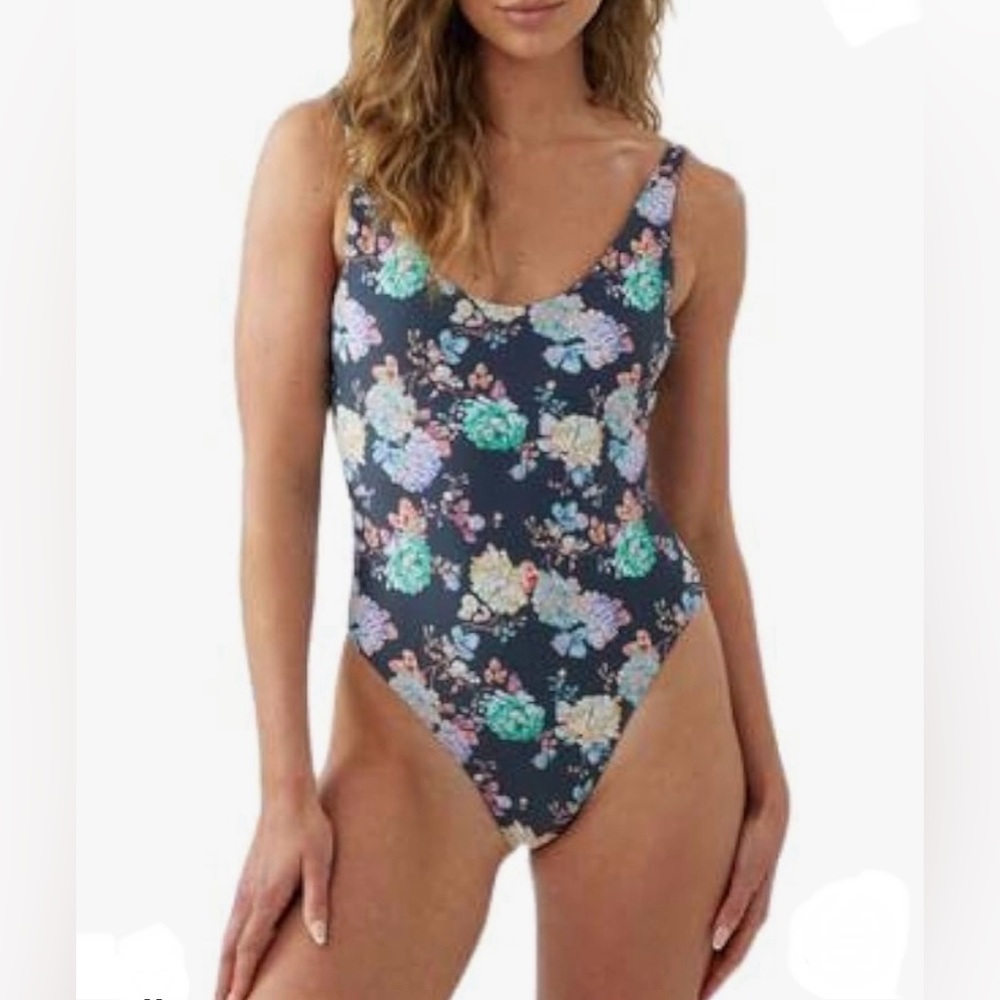 NWT O’Neill Stella Mykonos One Piece Swimsuit